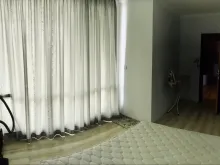 окно в спальне