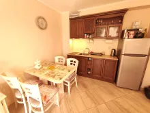 кухня и холодильник