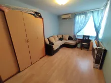 шкаф, диван