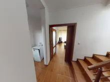 Коридор и лестница