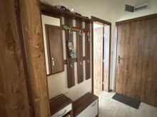 Вешалки в прихожей