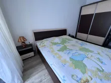 шкаф, кровать