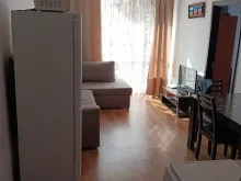 холодильник и мебель
