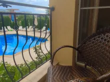 стул, терраса, вид на бассейн