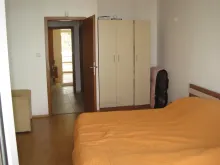 меблированная спальня