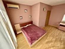 Двухспальная кровать