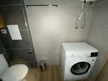 стиральная машина в ванной комнате