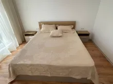двухспальная кровать