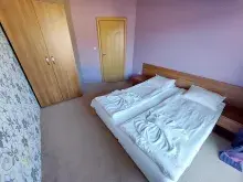 меблированная спальня