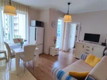 гостиная двухкомнатной квартиры в комплексе Sunny View North