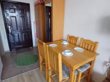 обеденный стол