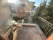 Терраса с видом на сосны