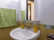Рукомойник в ванной