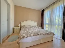Двухспальная кровать