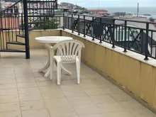Садовая мебель на террасе
