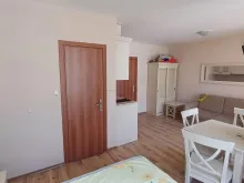 Обеденный стол