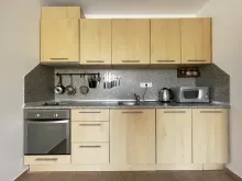 Кухонный гарнитур и бытовая техника