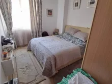 Кровать в спальне