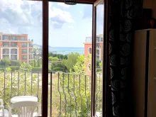 Панорамное окно на улице
