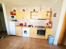 Стиральная машина на кухне