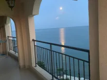 Терраса с потрясающим непосредственным видом на море