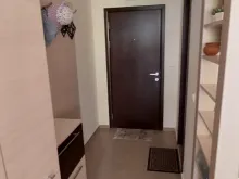 Шкаф в прихожей