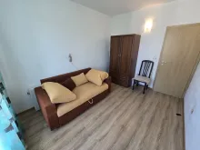 Диван в спальне