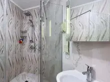 Душевая кабина