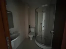 душевая кабина в ваной комнате