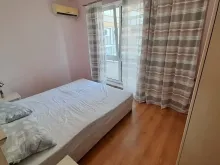 двухспальная кровать
