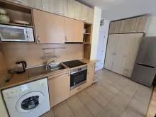 Кухонный гарнитур и бытовая техника