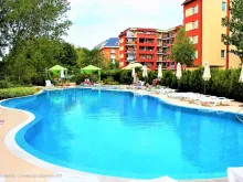 Бассейн комплекса Sunny Home 2