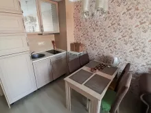 обеденный стол