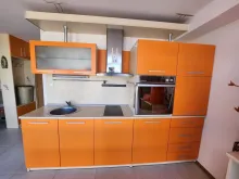 Кухня оранжевого цвета