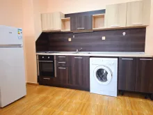Кухонный уголок и стиральная машина