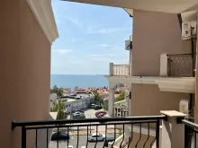 Вид на море из террасы апартамента