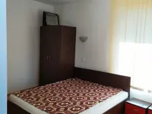 двухспальная кровать