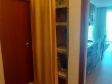 Прихожая со шкафом