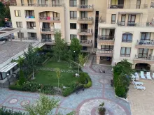 красивая территория комплекса