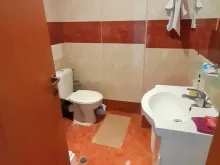 ванная комната с туалетом