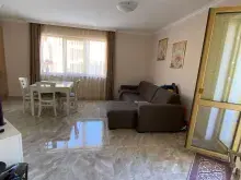 гостиная, выход на балкон