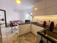 гостиная и кухня