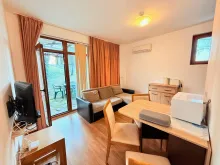 Vineyards Resort | Двухкомнатная квартира: гостиная, кухня