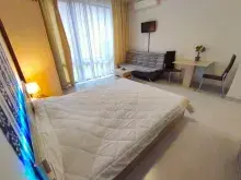 двухспальная кровать