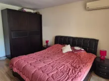 двухспальная кровать