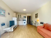 двухкомнатный апартамент в комплексе Dolphin Bay