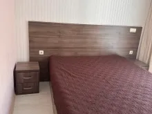 двухспальная кровать