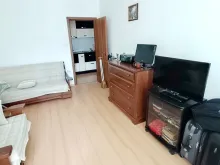 телевизор и мебель