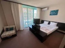 Студия-апартамент в комплексе Tarsis Club
