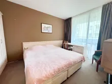 двухспальная кроват;